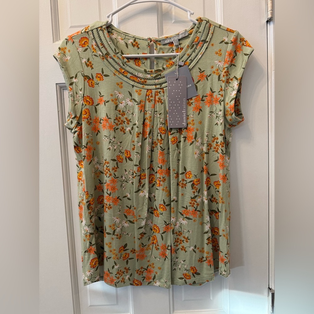 Daniel Rainn Floral Cap Rayon Sleeve Blouse Petite Small - Picture 4 of 5